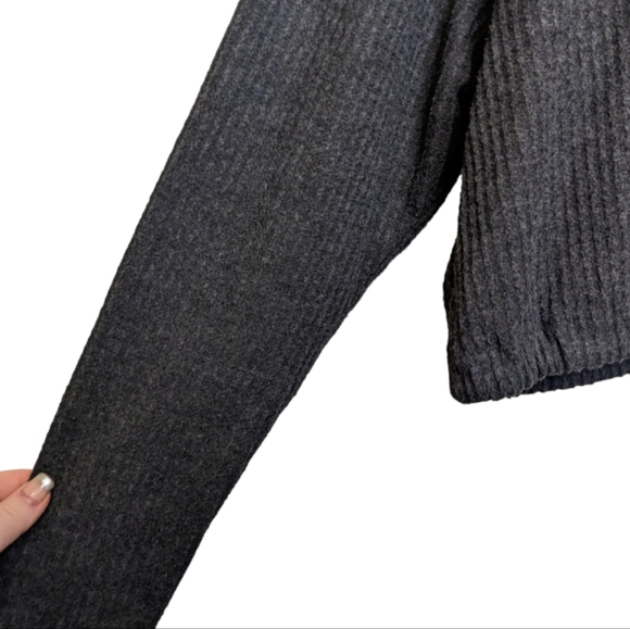 Aeropostale Seriously Soft Cropped Knit Top M 🖤 - Picture 10 of 12